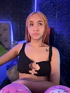 Isabellaa Hot online show from 1, 2, 2025