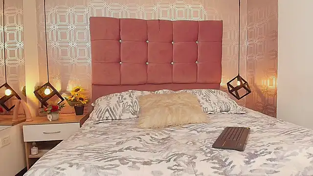 Snapshot of victoriapalmerfg chatting on 27, 2, 2025 victoriapalmerfg online show from 27, 2, 2025