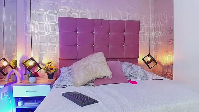 Snapshot of victoriapalmerfg chatting on 13, 3, 2025 victoriapalmerfg online show from 13, 3, 2025