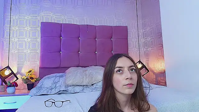 Snapshot of victoriapalmerfg chatting on 14, 3, 2025 victoriapalmerfg online show from 14, 3, 2025