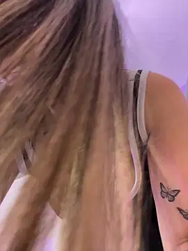 Aitana Hilton  online show from 2, 10, 2025