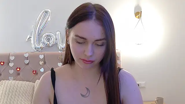 Lilliana Moon online show from 22, 2, 2025