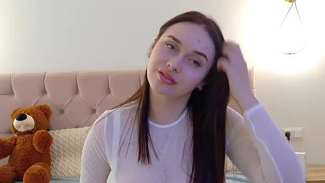 Lilliana Moon online show from 6, 3, 2025