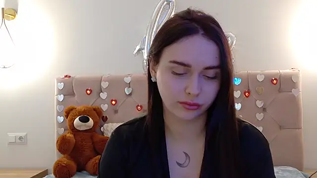 Lilliana Moon online show from 26, 2, 2025