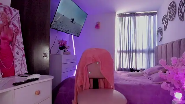 Thalassa Roott online show from 16, 1, 2026