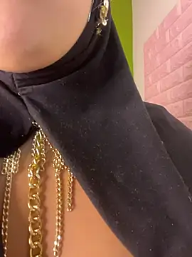 zahra Jalid online show from 15, 4, 2026