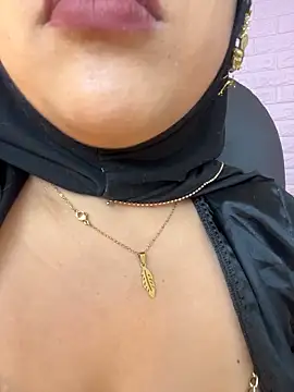 zahra Jalid online show from 5, 1, 2026