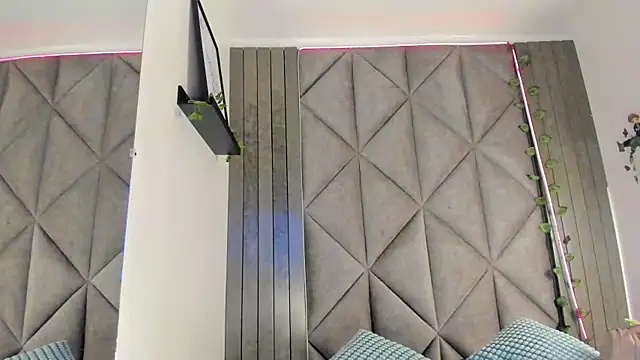 SabrinaSpell  online show from 14, 12, 2025