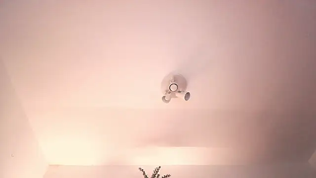 SabrinaSpell  online show from 13, 4, 2026