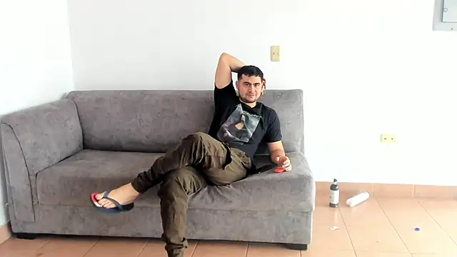 Snapshot of blueroom_party chatting on 18, 3, 2025 blueroom party online show from 18, 3, 2025