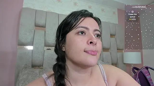Snapshot of carla_woods chatting on 15, 9, 2025 carla woods online show from 15, 9, 2025