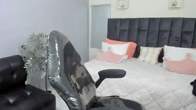 Morb69Erotic online show from 28, 1, 2025