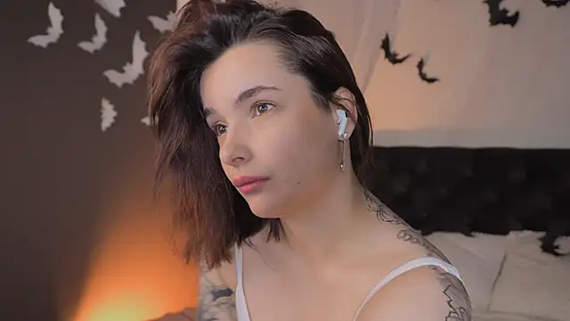 Bella Alita online show from 28, 10, 2025