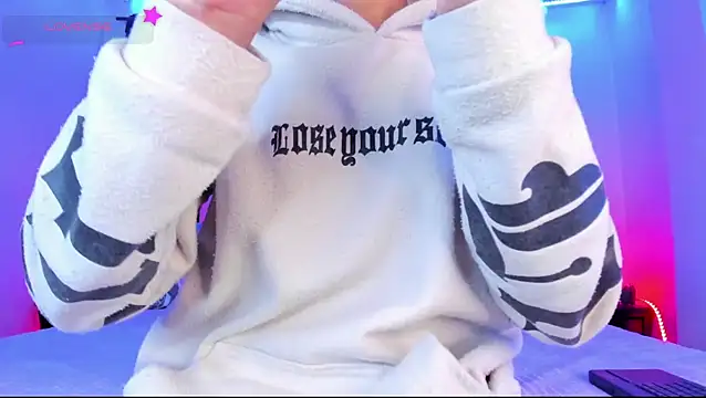 Ethan Boyy online show from 22, 4, 2026