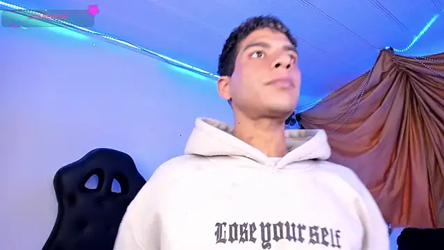 Ethan Boyy online show from 17, 11, 2025