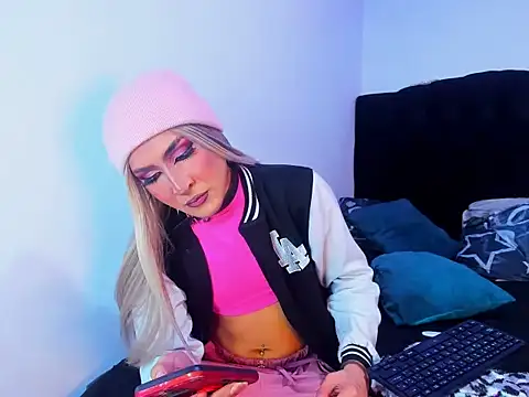 Georgina Giio online show from 3, 11, 2025