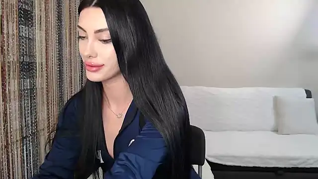 Lola fox282 online show from 18, 3, 2026