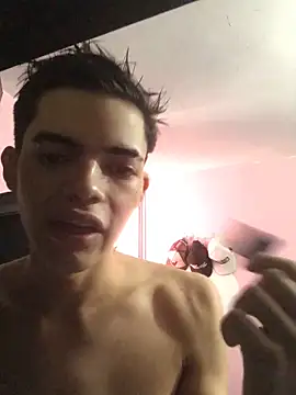 Latinos 2001 online show from 13, 11, 2025