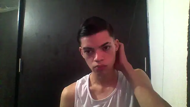 Latinos 2001 online show from 15, 4, 2026