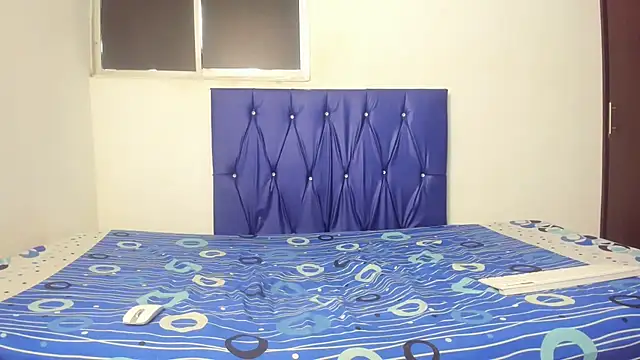 Snapshot of Latinos_2001 chatting on 11, 1, 2026 Latinos 2001 online show from 11, 1, 2026