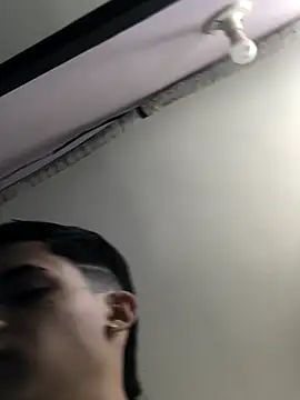 Latinos 2001 online show from 6, 11, 2025