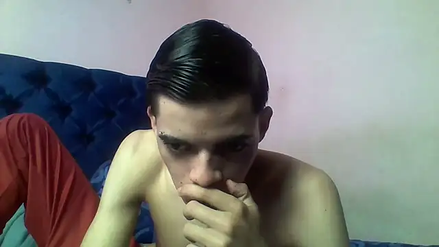 Latinos 2001 online show from 4, 4, 2026