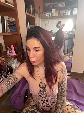 Dancing wmyselF  online show from 10, 9, 2025