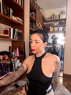 Dancing wmyselF  online show from 19, 9, 2025