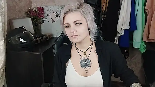 Snapshot of EvaBrownie chatting on 22, 2, 2025 EvaBrownie online show from 22, 2, 2025