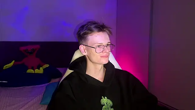 Wild boar1 online show from 1, 3, 2025