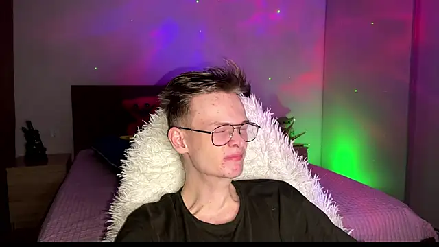 Wild boar1 online show from 7, 3, 2025