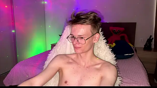 Wild boar1 online show from 13, 3, 2025