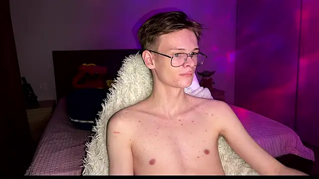 Wild boar1 online show from 18, 3, 2025