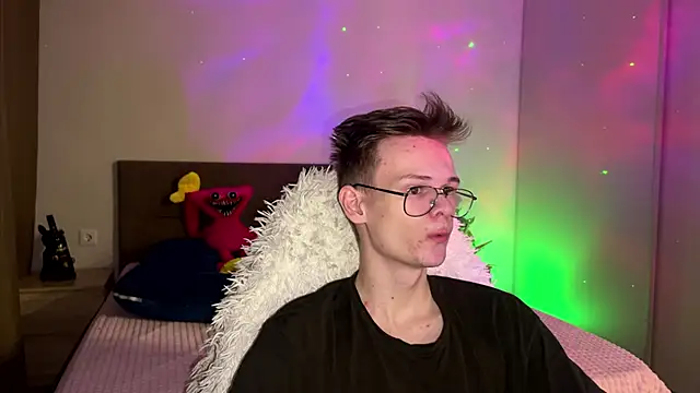 Wild boar1 online show from 4, 3, 2025