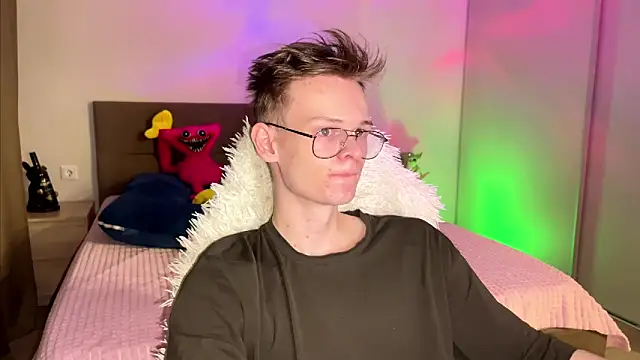 Wild boar1 online show from 3, 3, 2025