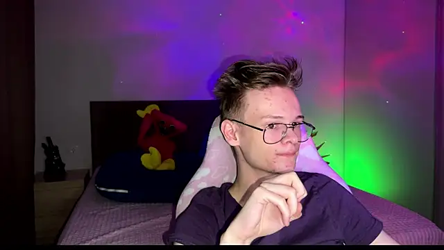 Wild boar1 online show from 8, 3, 2025