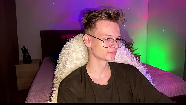 Wild boar1 online show from 7, 3, 2025