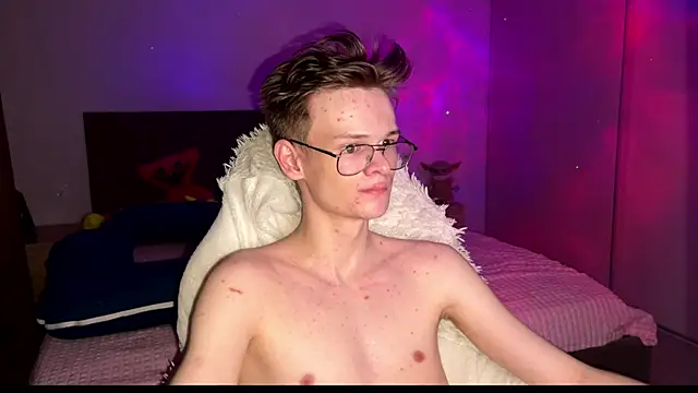 Wild boar1 online show from 21, 3, 2025