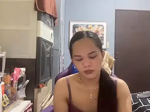 SophiaCourthaway online show from 15, 11, 2025