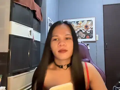 SophiaCourthaway online show from 2, 12, 2025