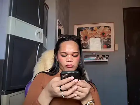 Snapshot of SophiaCourthaway chatting on 15, 5, 2026 SophiaCourthaway online show from 15, 5, 2026