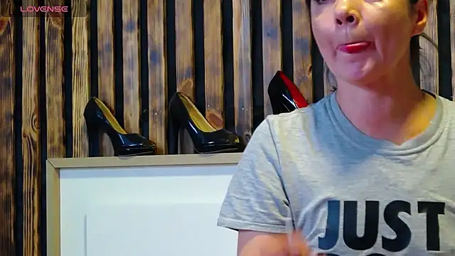 Tory Lovi online show from 21, 5, 2026