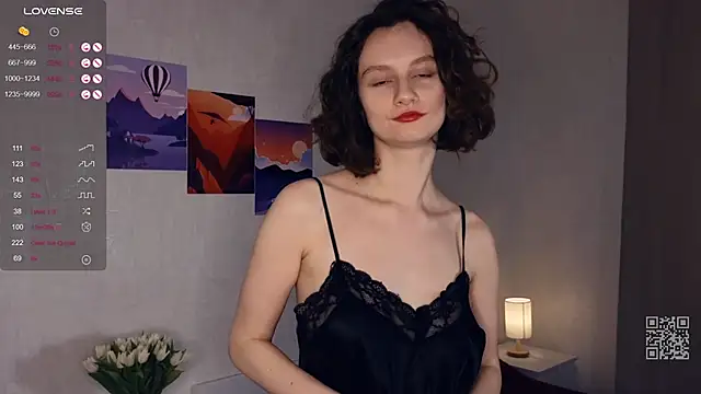 Leya Curly online show from 8, 3, 2025