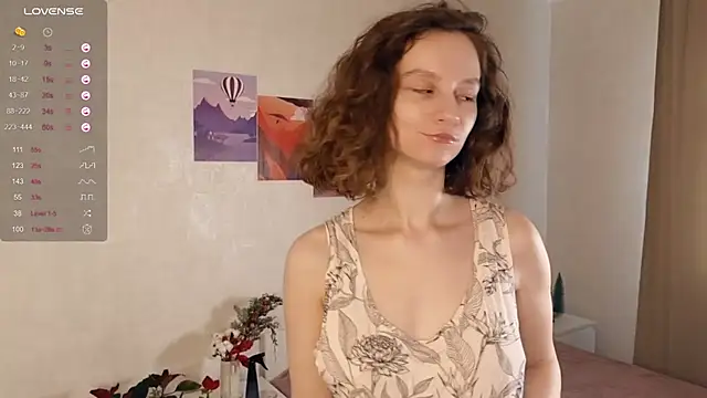 Leya Curly online show from 6, 2, 2025