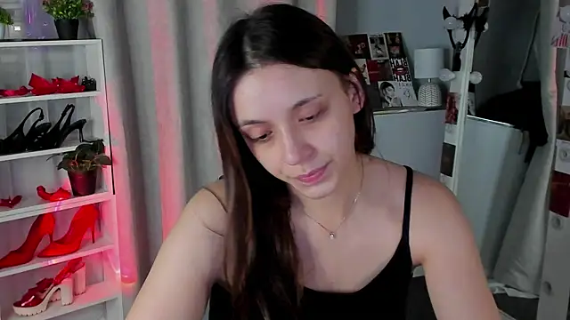 Sahara Shields online show from 13, 10, 2025