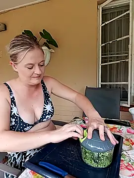 Vintasia online show from 20, 12, 2025