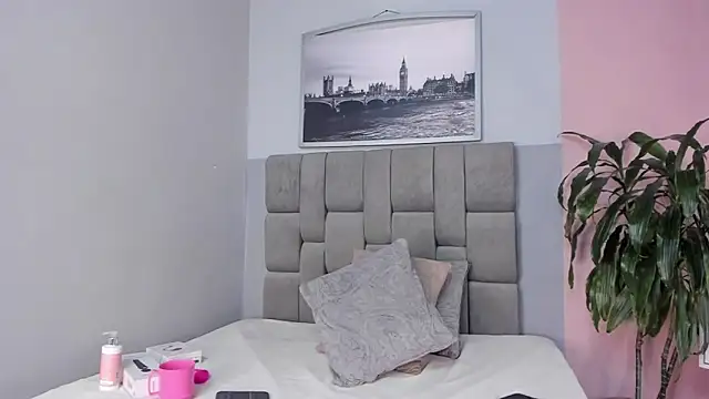 Snapshot of janna_lopez_ chatting on 28, 10, 2025 janna lopez online show from 28, 10, 2025