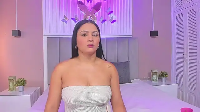 Snapshot of janna_lopez_ chatting on 17, 10, 2025 janna lopez online show from 17, 10, 2025