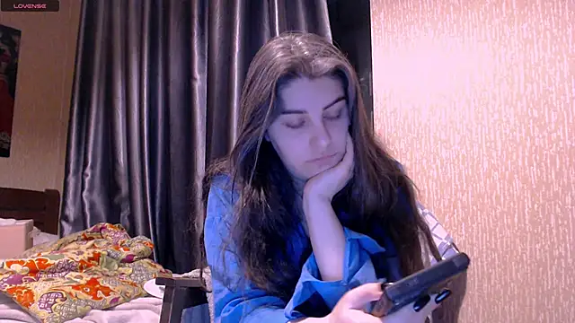  Roselina  online show from 18, 2, 2025