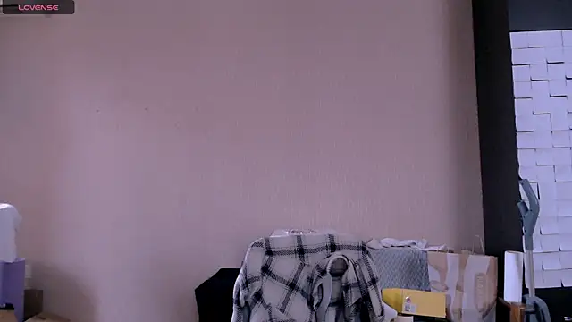  Roselina  online show from 4, 12, 2025